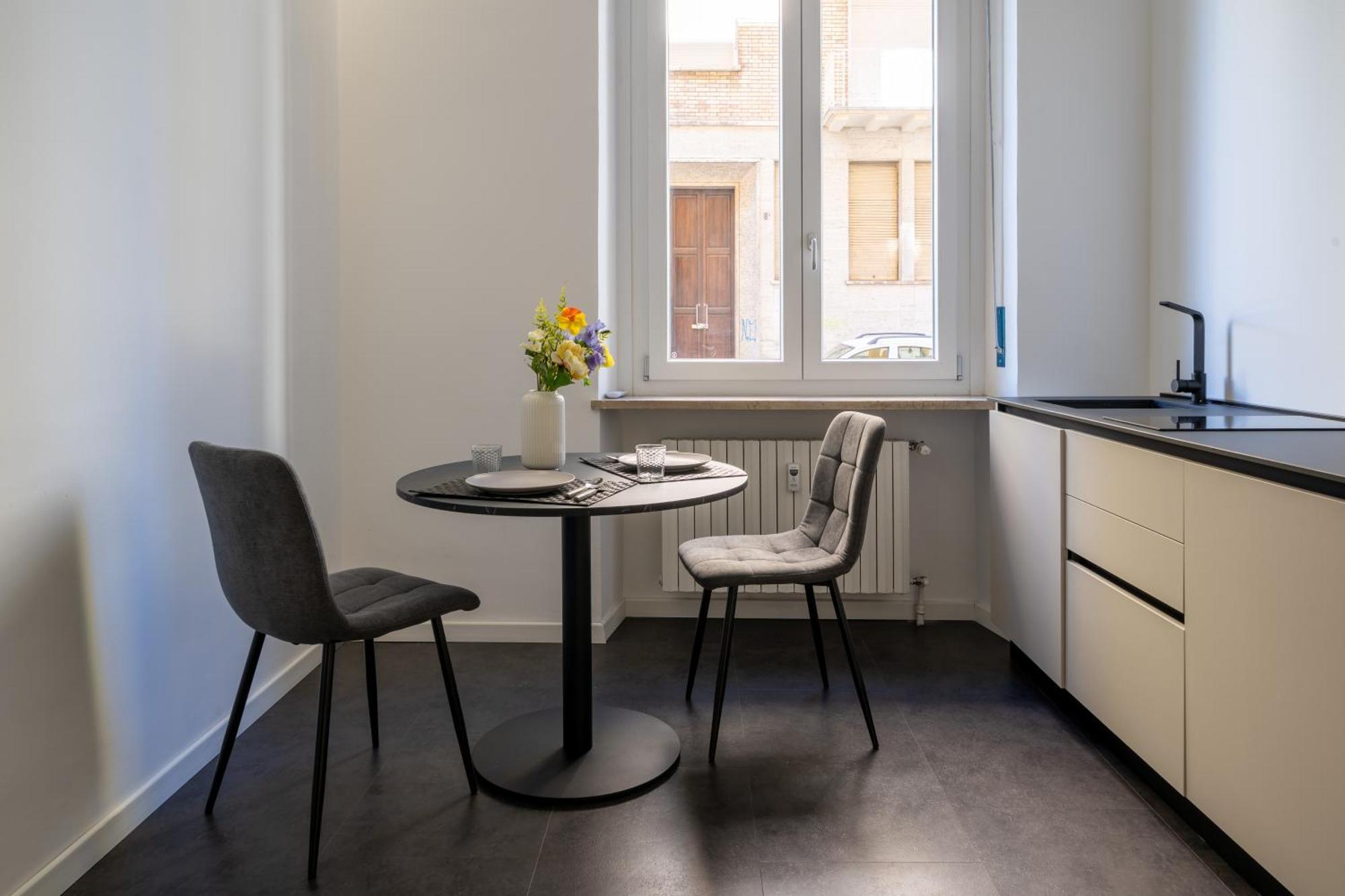 Apartamento La Casa Del Bersagliere Biella Exterior foto